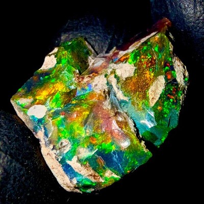 Feuer Opal gemstone, Äthiopische Schwarz rough,Natürlich Roh 11.5Ct 20x15 MM