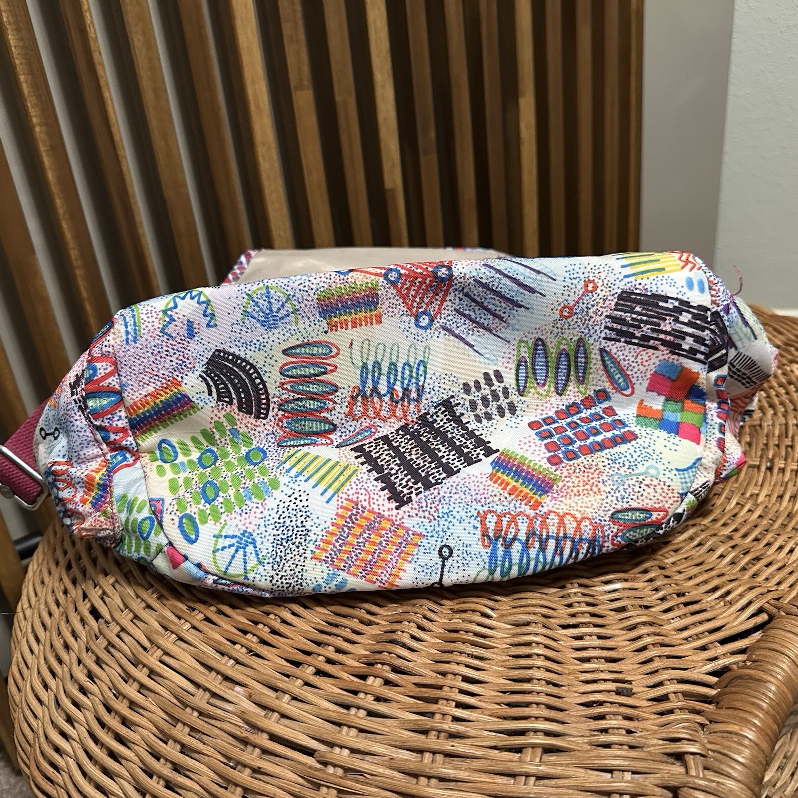 Kipling Graffiti Abstract Multicolored ‘Kenzie’ E… - image 13