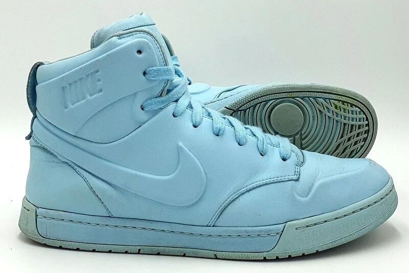 Nike baby blue best sale trainers