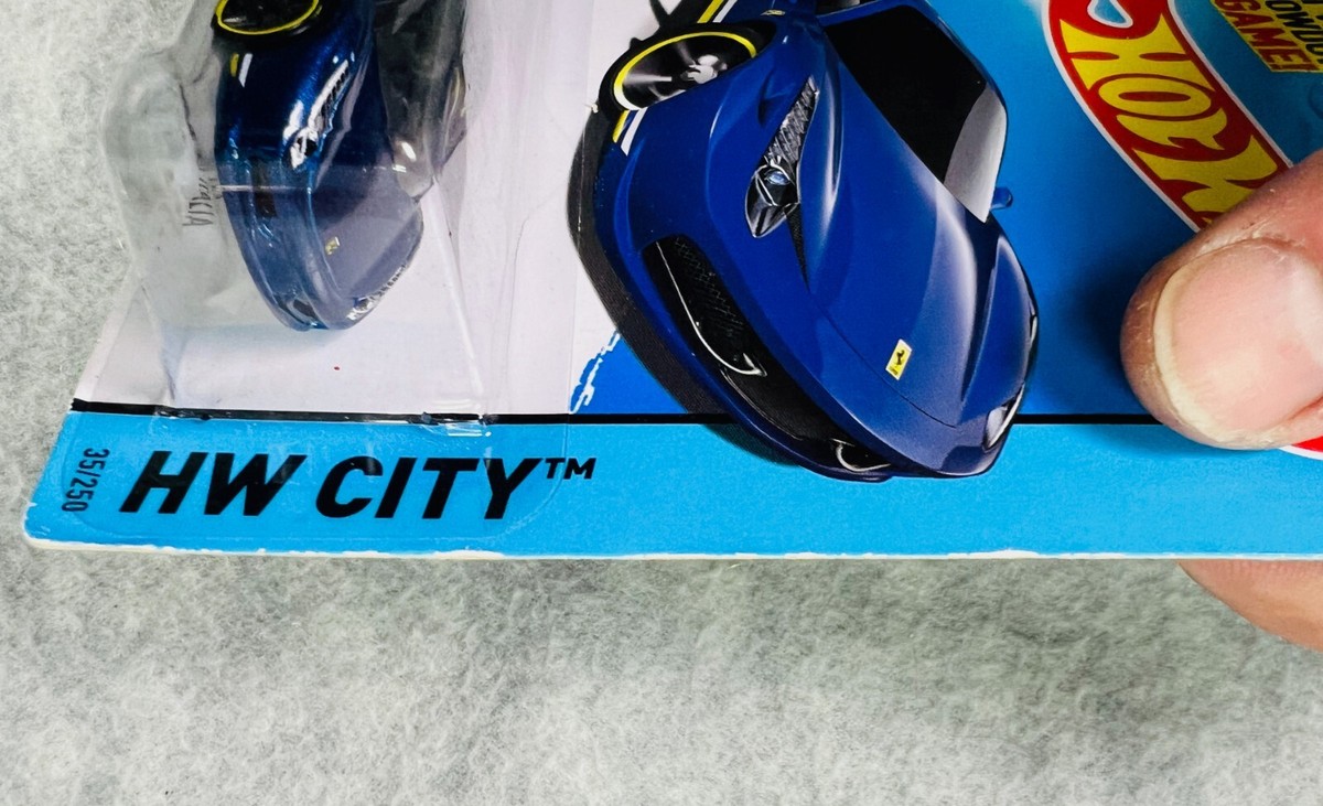 🇮🇹🇮🇹🇮🇹HOT WHEELS Ferrari 458 Italia blue HW CITY 35