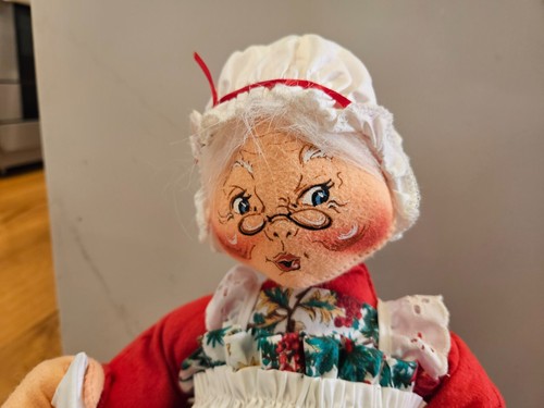 Excellent Annalee 18” Vintage 1994 Mrs Santa Claus With Original Tags - Picture 11 of 11