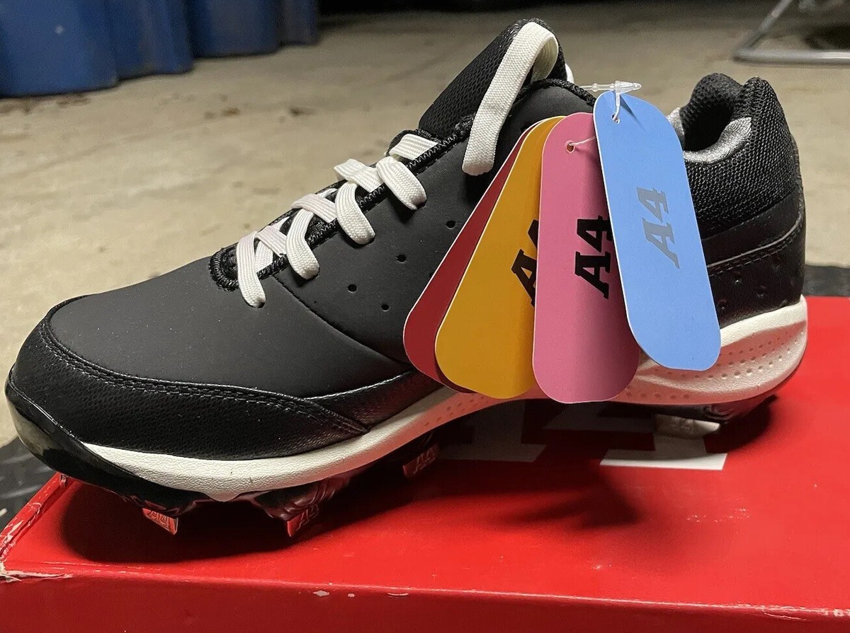 Crampons Baseball A4 Pro-ST F9001U – Pointes Métal – Jeunesse Taille 5.5 – Neufs En Boîte