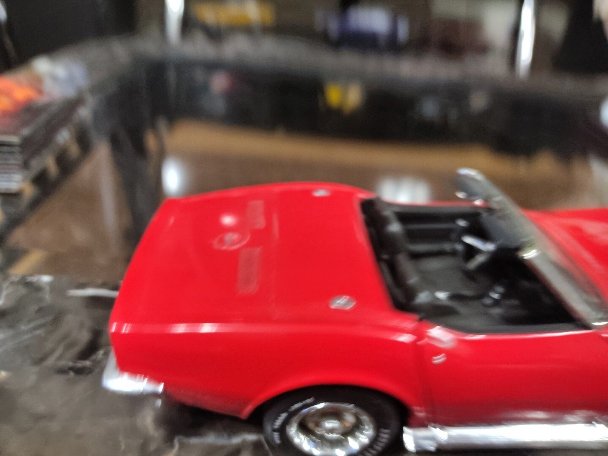 Revell 1969 Corvette StingRay Convertible 1:18 scale DieCast