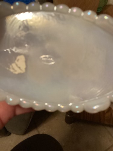 Fenton White Iridescent Opalescent Oval Trinket Box w/Pink Floral - Picture 4 of 5