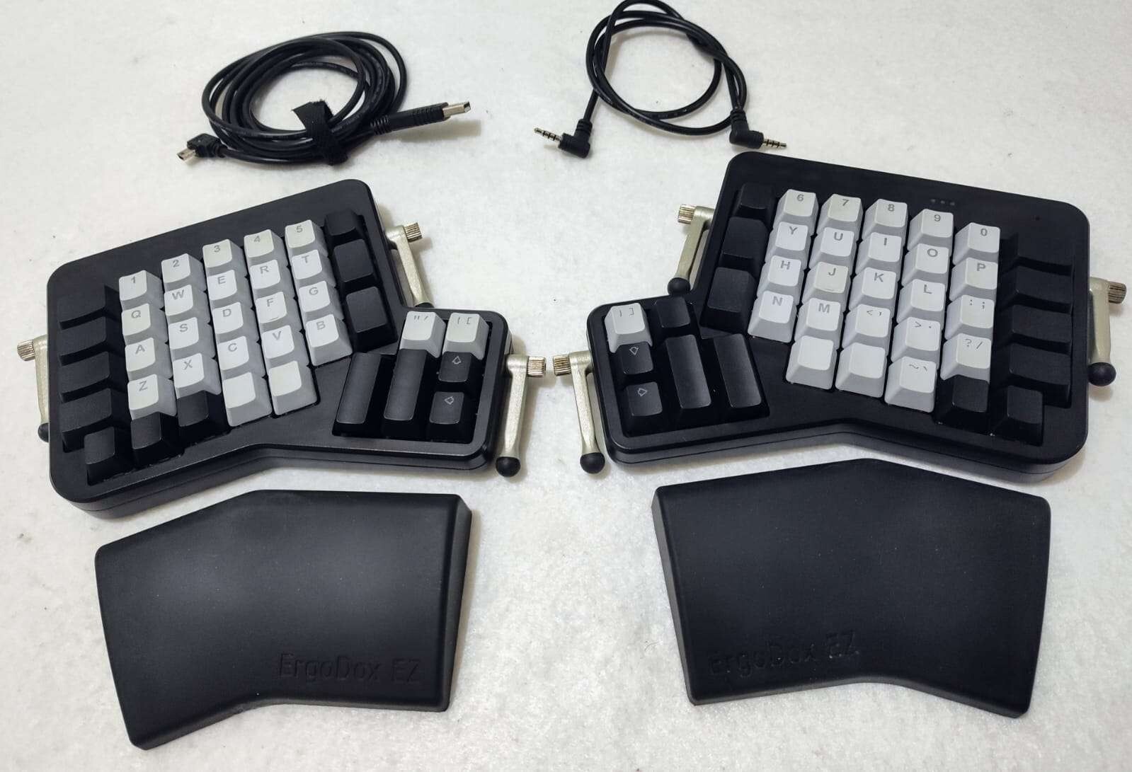ErgoDox EZ Glow Ergonomic Split Mechanical Keyboard Wing Wrist Rests w