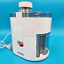 Hamilton Beach 395WS 140 W Centrifugal Juicer unused in Box