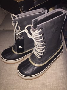 sorel winter carnival black stone