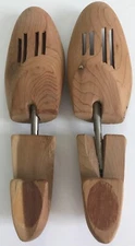 PAIR OF "SHOE KEEPERS" MEDIUM 10-12 CEDAR SHOE TREES OR STRETCHER INSERTS