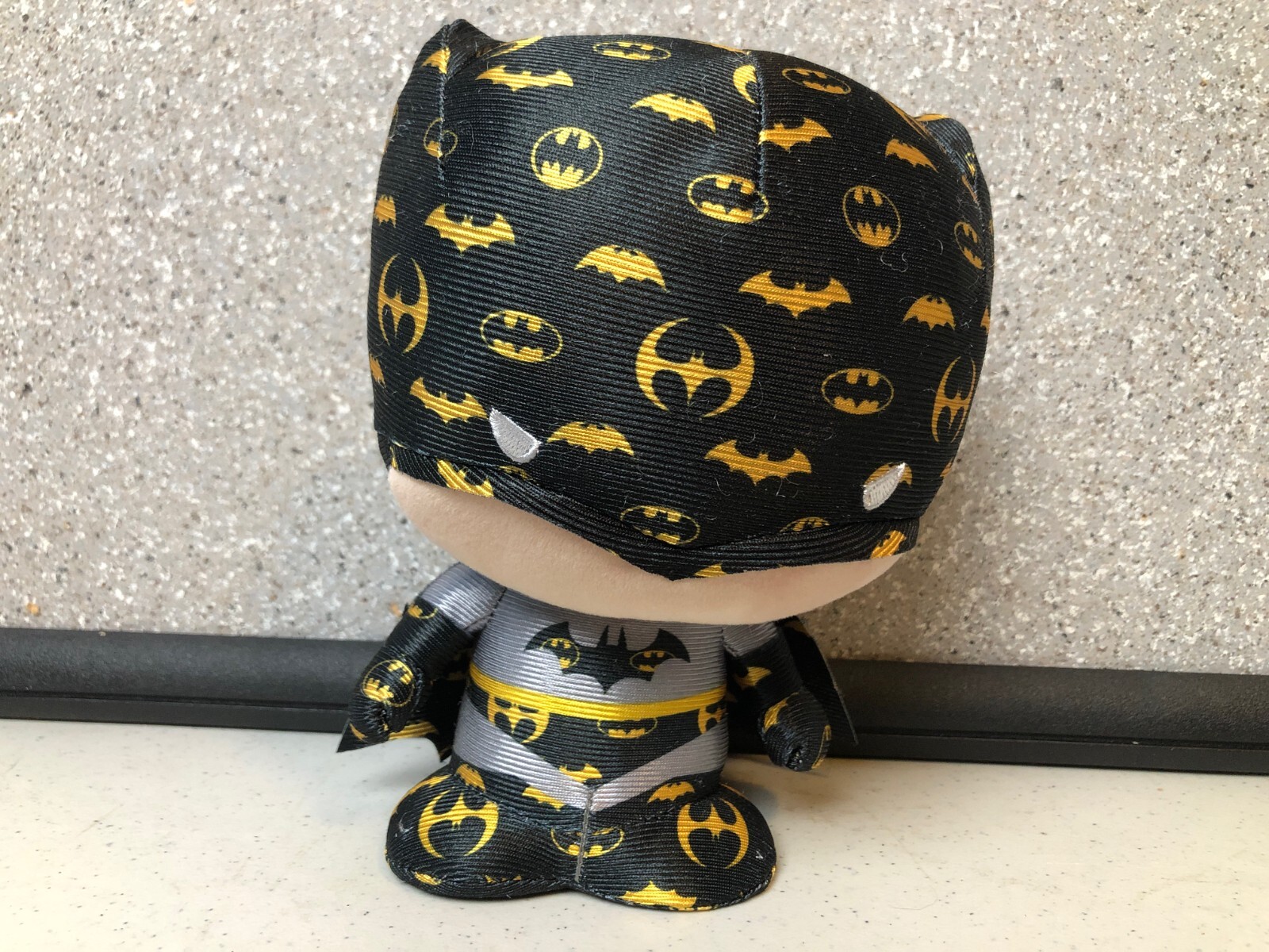 BATMAN 80th Ann. Bat Symbol Evolution Plush 10" YuMe DZNR Emblem