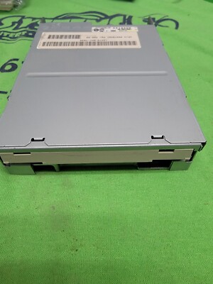 TEAC 3.5 1.44MB Internal Floppy Drive - FD-235HF - NO BEZEL - Dell