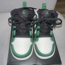 Jordan 1 Mid Se TD Pine Green Black White Size 7c Toddler