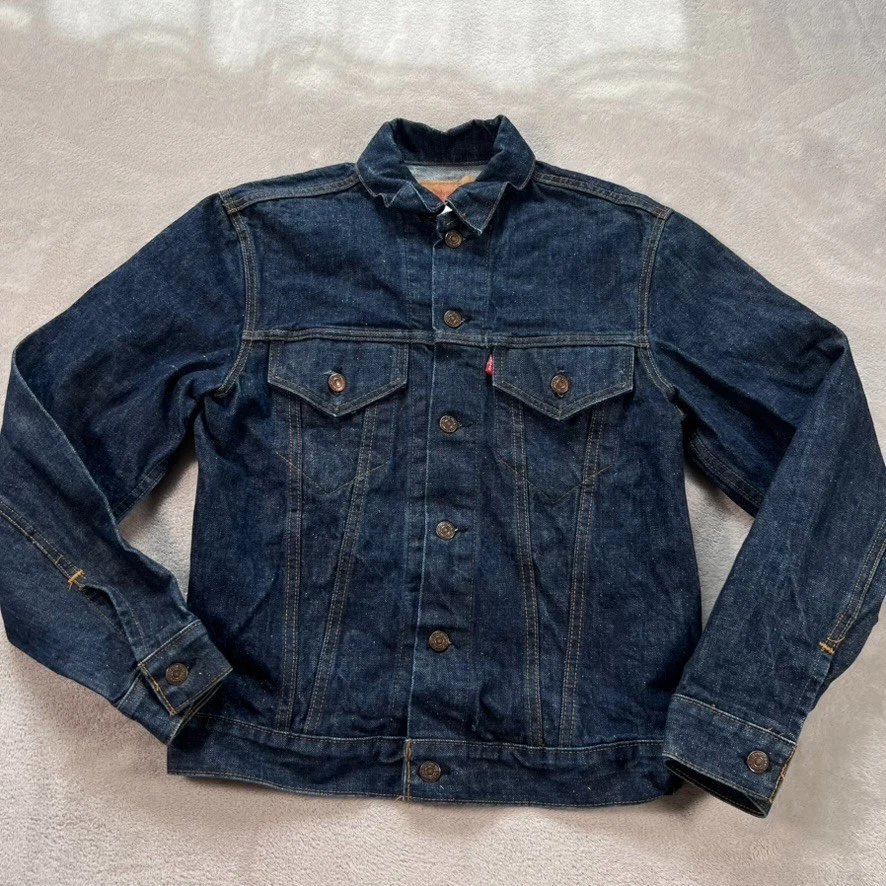 Vintage 70s Levi’s Denim Trucker Jacket Size 38 Type 3 70505 0217 Dark Wash
Opens in a new window or