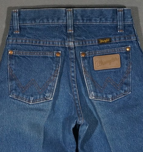 WL09473 GREAT **WRANGLER** BOTA CORTE PIERNA AZUL JEANS JUVENILES talla 12 DELGADO (msr 22"x28") - Imagen 4 de 6