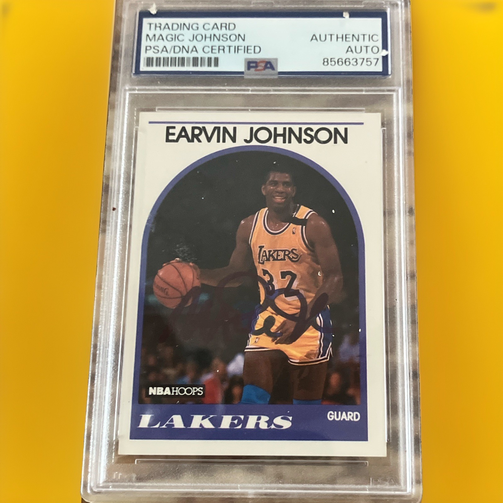 NBA Hoops Earvin "Magic" Johnson Lakers Auto #270 1989-90 PSA/DNA 85663757