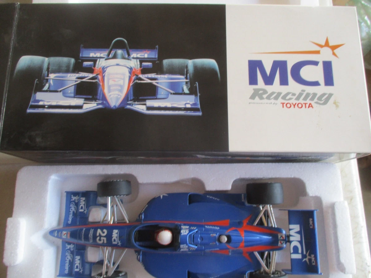 Voiture Minichamps 1997 1:18 UT Indy Max Papis Reynard