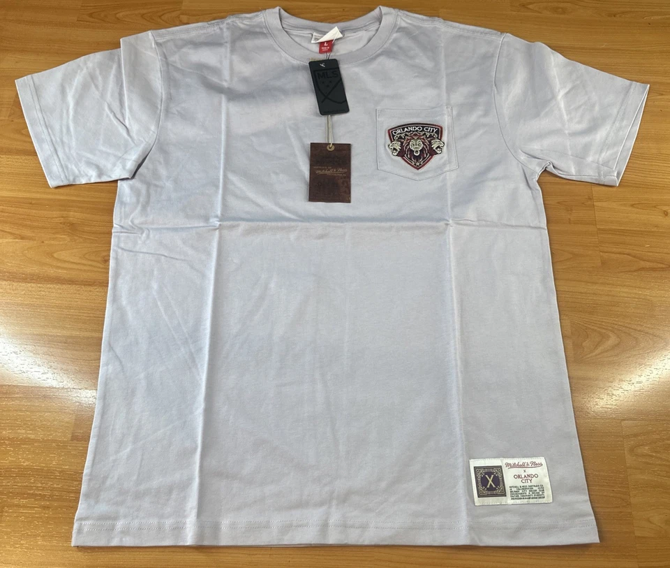 Camiseta Mitchell and Ness Para Hombres MLS Orlando City Bolsillo Talla Grande Púrpura Foto 2 de 4