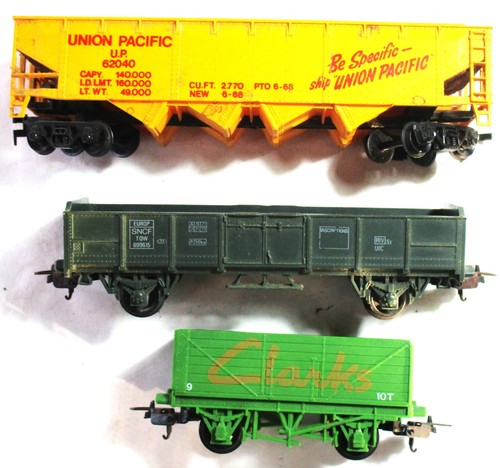 LIMA + YUGOSLAVIA OO WAGONS (GP6)