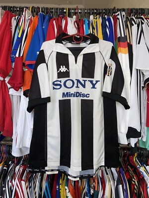 Kappa ユヴェントス　ユニフォーム　ホーム サッカーシャツ　sony s-l400.jpg