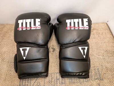 TITLE Classic  Boxing Bag MMA Gloves  (8oz) Black
