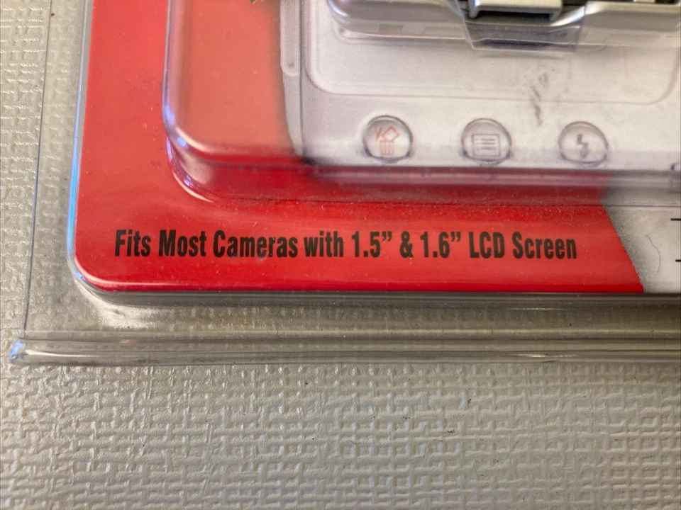 Delkin 1.6" Universal Snap-On Pop-Up Shade for Cameras w/ 1.5" & 1.6" LCD Silver - Image 2 of 4