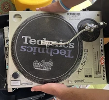 Gemini XL-500 II Professional DJ Direct Drive Manual Record Player Turntable/Box