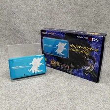 Nintendo 3DS Monster Hunter 4 Hunter Pack Console Stylus w/box Japanese ver 