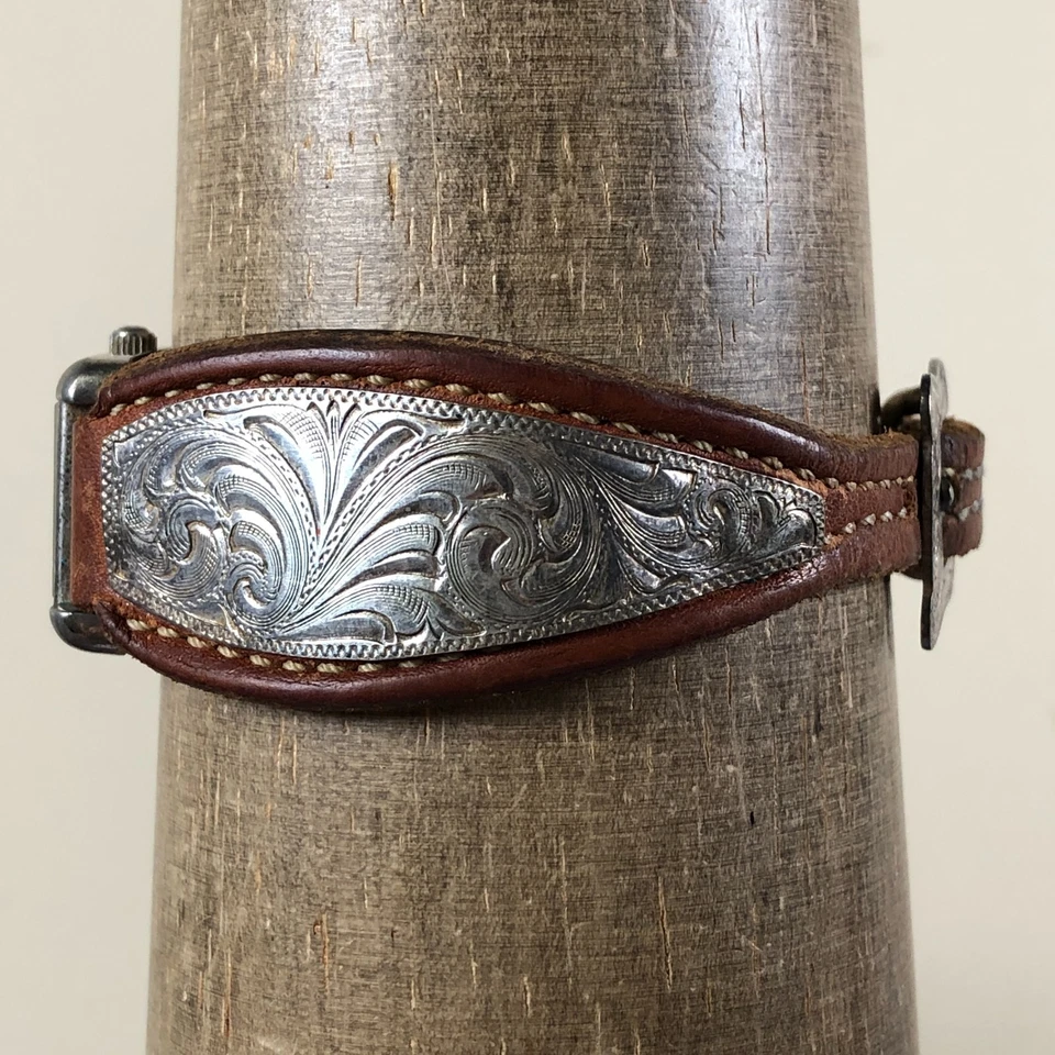 Reloj Montana Silversmiths Mujer Vestido Tanque Cuero Marrón Cuarzo 21mm 6 3/4" Foto 3 de 4