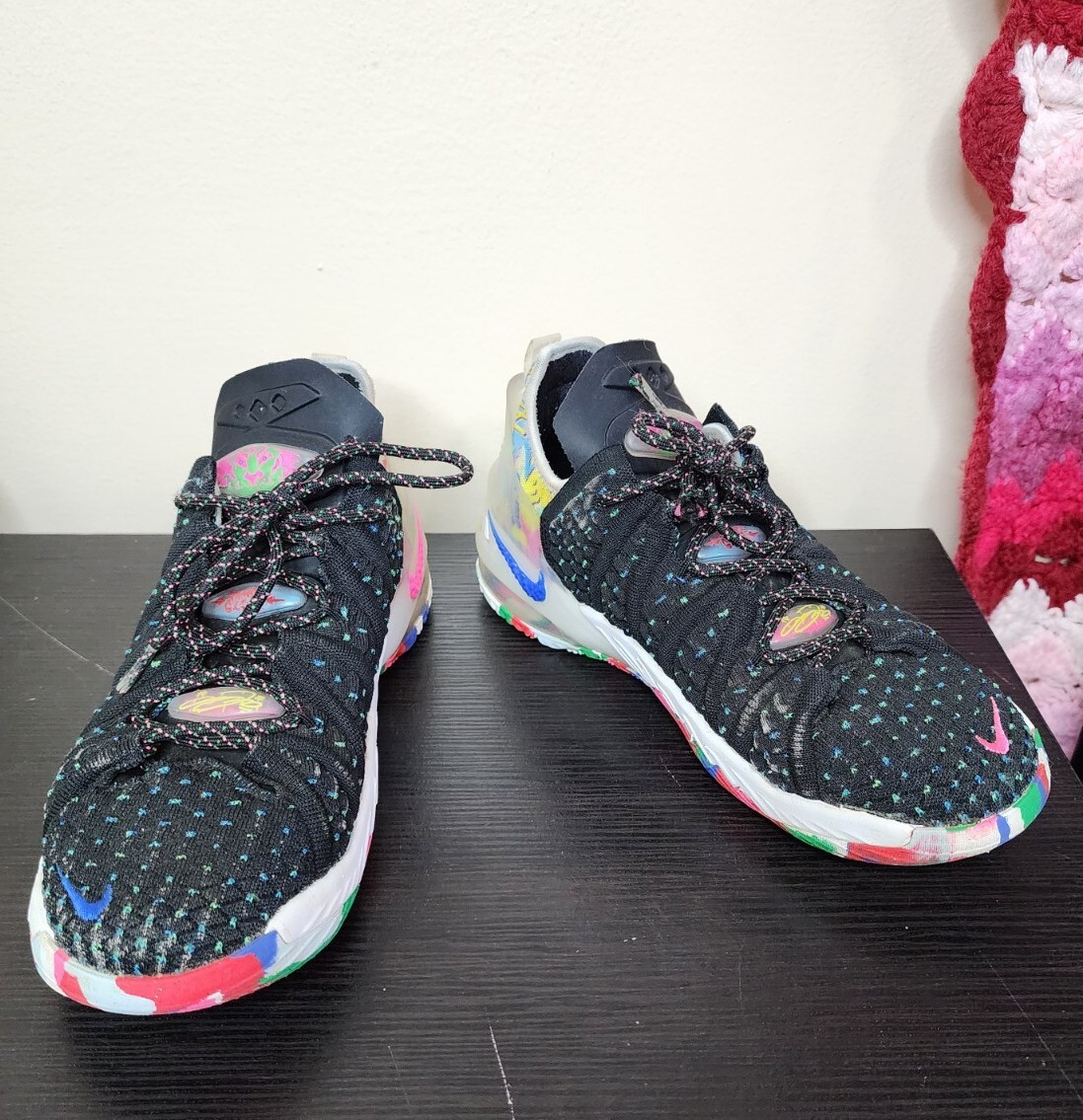 新品未使用✨NIKE　ナイキLEBRON18 レブロン18 JAMES GANG Nike LeBron XVIII 18 JAMES GANG Black Pink Multi sz 18