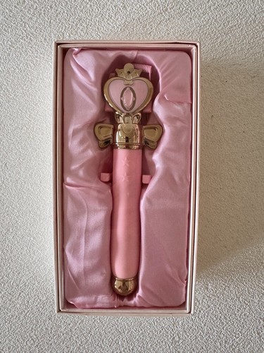 Sailor Moon x meitu collaboration Selfie Stand - Picture 2 of 6