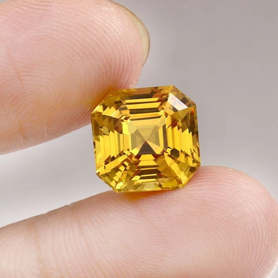 AAA Natural Flawless Ceylon Yellow Sapphire Loose Asscher Cut Gemstone 10x10 MM - Image 3 of 4