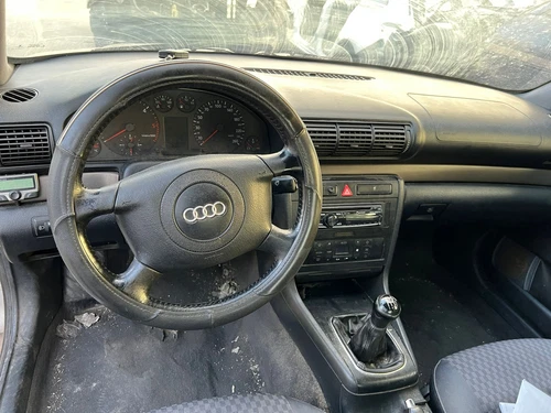 8D1857035D Casseto Porta Oggetti per AUDI A4 BERLINA (B5) 1.9 TDI 1999 201182 - Foto 8 di 16