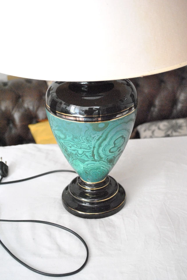 Lampada da tavolo classica salotto grande elegante bordata oro 24kt con paralume - Immagine 2 di 4