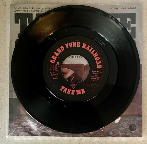 Grand Funk Railroad “Take Me/Genevieve” Japanese 7” Vinyl 45 W/Toshiba EMI CRE - Picture 3 of 3