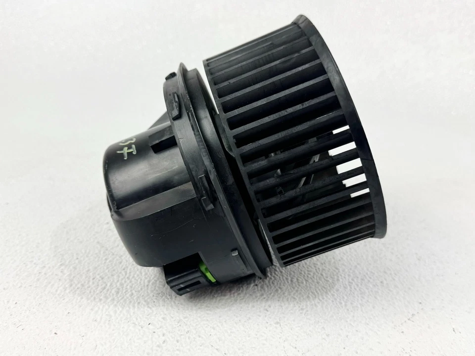 13-18 FORD C-MAX HVAC A/C AC AIR CONDITIONING HEATER BLOWER MOTOR FAN OEM - Image 2 of 4