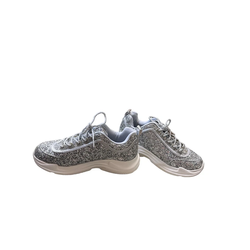 Wild Diva Lounge Mujer Plata Brillante Zapato/Zapatillas Talla 7.5 SKU 3544 Foto 4 de 4