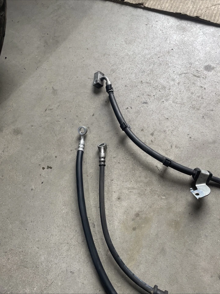 Suzuki DL650 V-Strom Brake Hoses Front 2012-2016 DL650a OEM 59480-11J00 - image 4 of 4