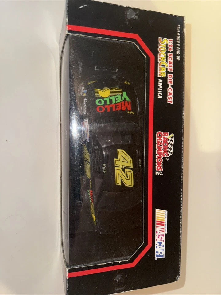 KYLE PETTY   1991  #42 MELLO YELLO  RACING CHAMPIONS  1/24 SCALE   NASCAR  NIB - Image 2 of 4