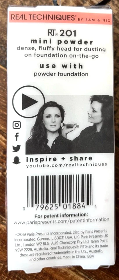 Мини-пудра Real Techniques от Sam & Nic полноразмерная головка для пудры - Изображение 2 из 2