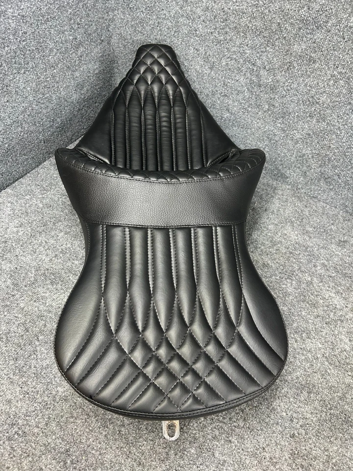 HARLEY-DAVIDSON 08 & UP TOURING RECOVERED SADDLEMEN SOFA SEAT Foto 4 de 4