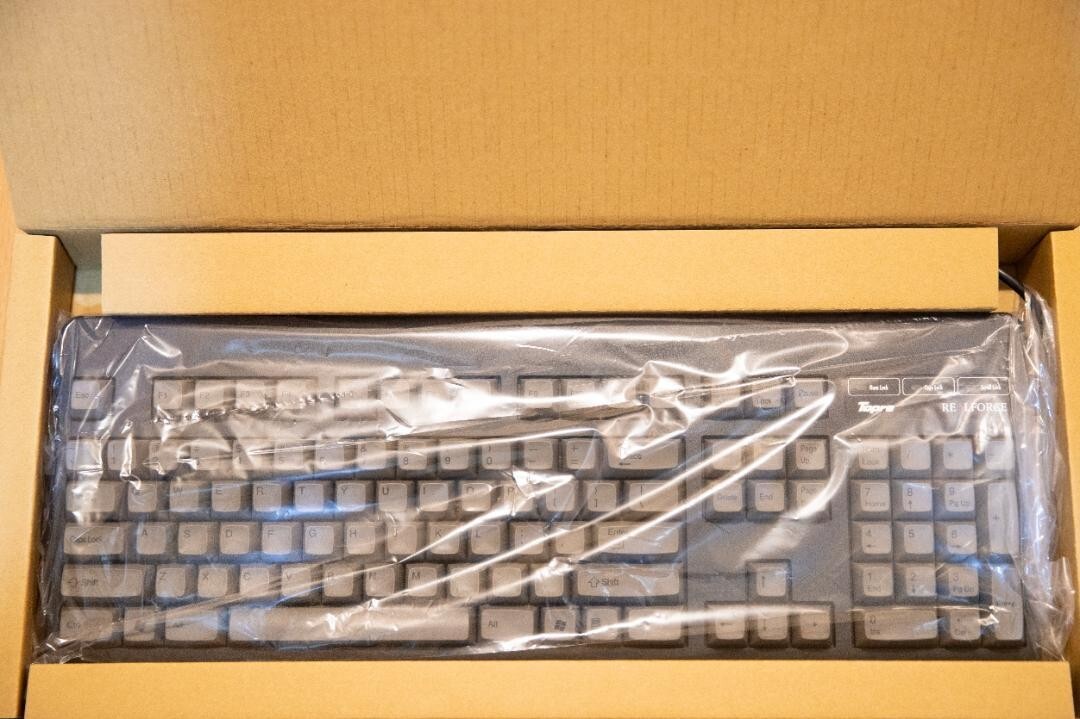 Topre REALFORCE 104UG-HiPro YK2100 Wired Keyboard English Topre REALFORCE 104UG-HiPro YK2100 Wired Keyboard English