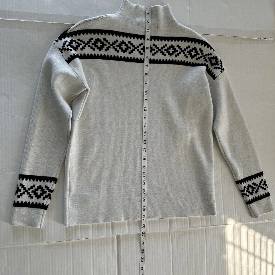 Suéter Pullover Tahari Para Mujer S Cuello Simulado Tejido Suave Blanco con Estrella Negra Foto 3 de 4