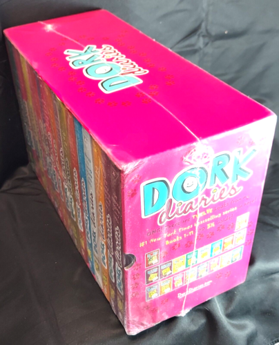 Dork Diaries Series 17 Book Collection Set New Sealed