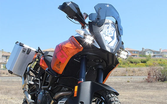 Kit de luz auxiliar LED Baja Designs Squadron Pro - KTM 1190 / 1290 Adventure Foto 2 de 4