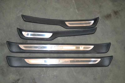 51477906897 Skirt Side Left BMW 330xd E91 3.0 170kw D SW Aut (2006 