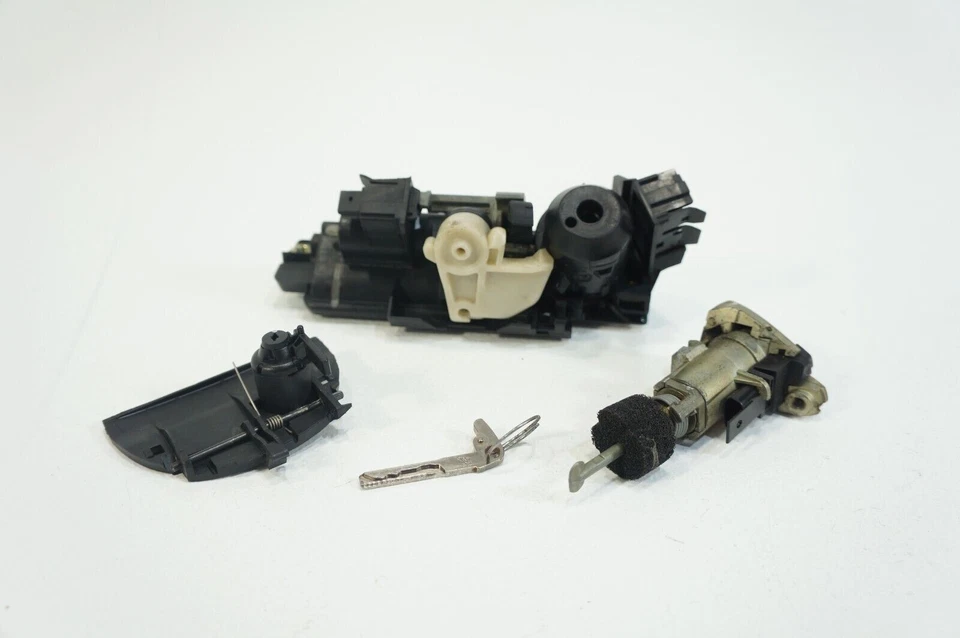 03-09 mercedes w209 clk350 clk500 puerta de transmisión maletero cerradura manija llave perdida juego Foto 3 de 4