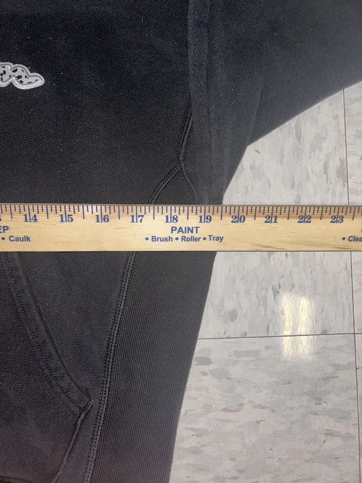 Champion Womens Hoodie Medium Black Spell Out Pockets Outdoors Casual - Image 4 of 4