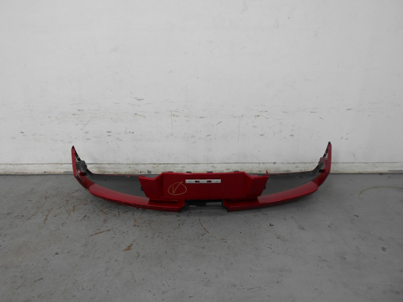 2006 02 03 04 05 Lamborghini Murcielago Rear Bumper #02001 Z12