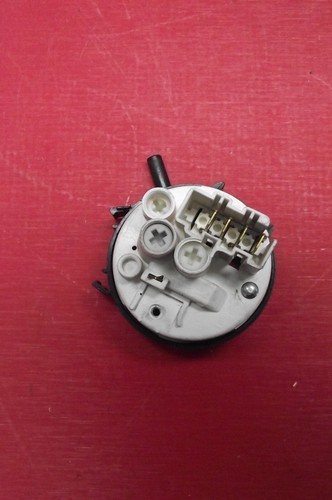 Waschmaschine HOOVER VTC814D22/1-80 Druckschalter