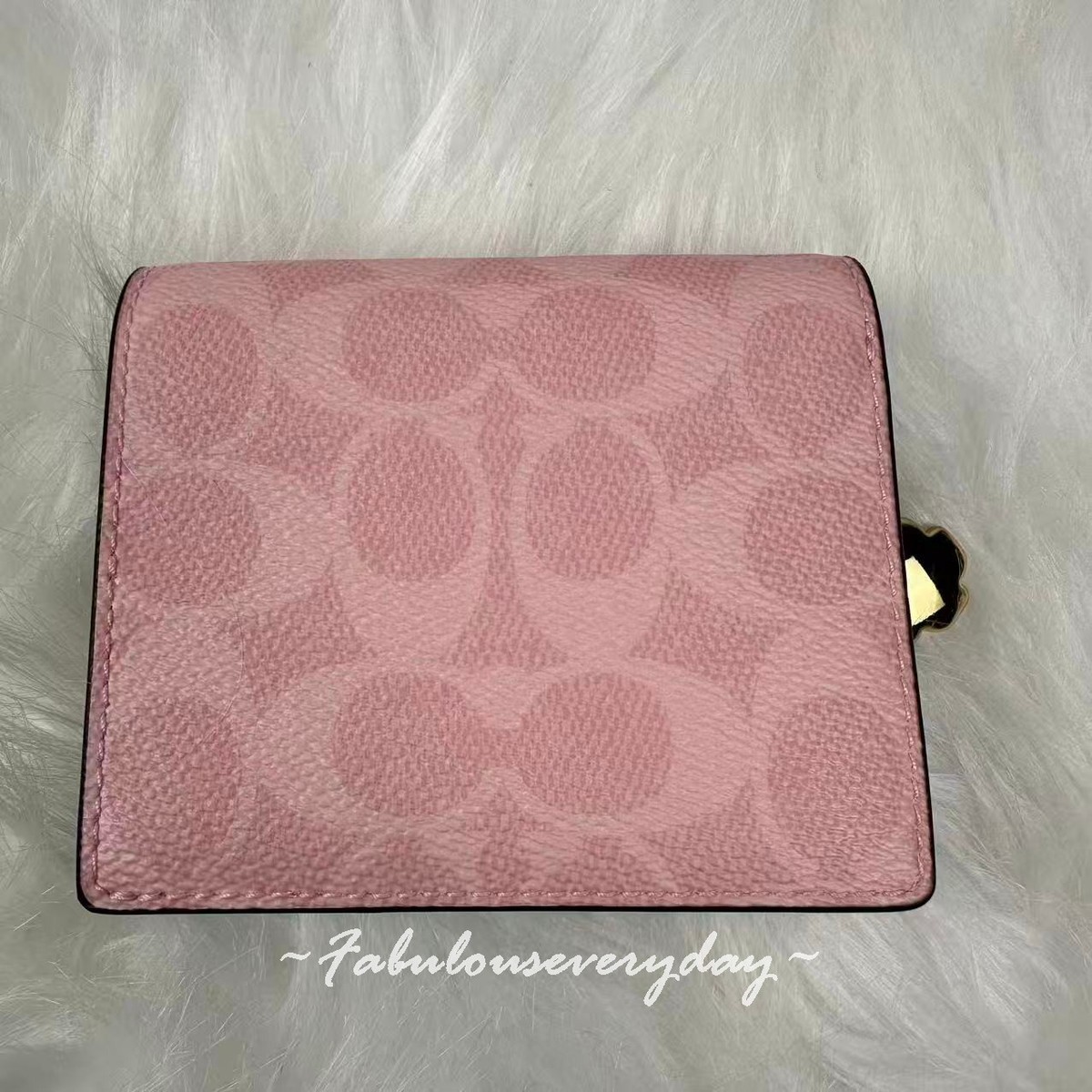Coach Snap Wallet In Signature Canvas With Charm CEC34 Gold/Powder
