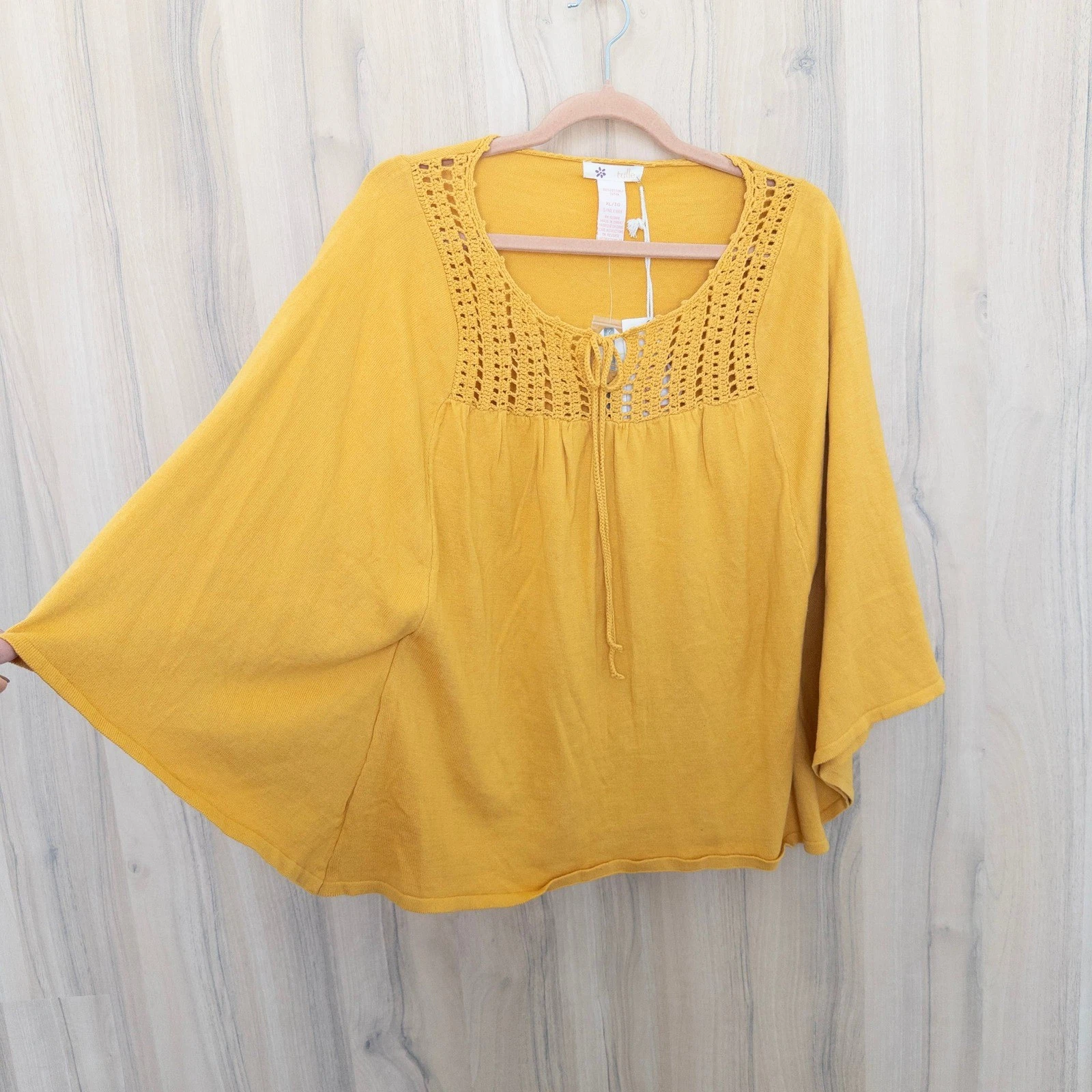 Tulle Womens Poncho Sweater XL Yellow Crochet Lace Cotton Boho Cottage Peasant